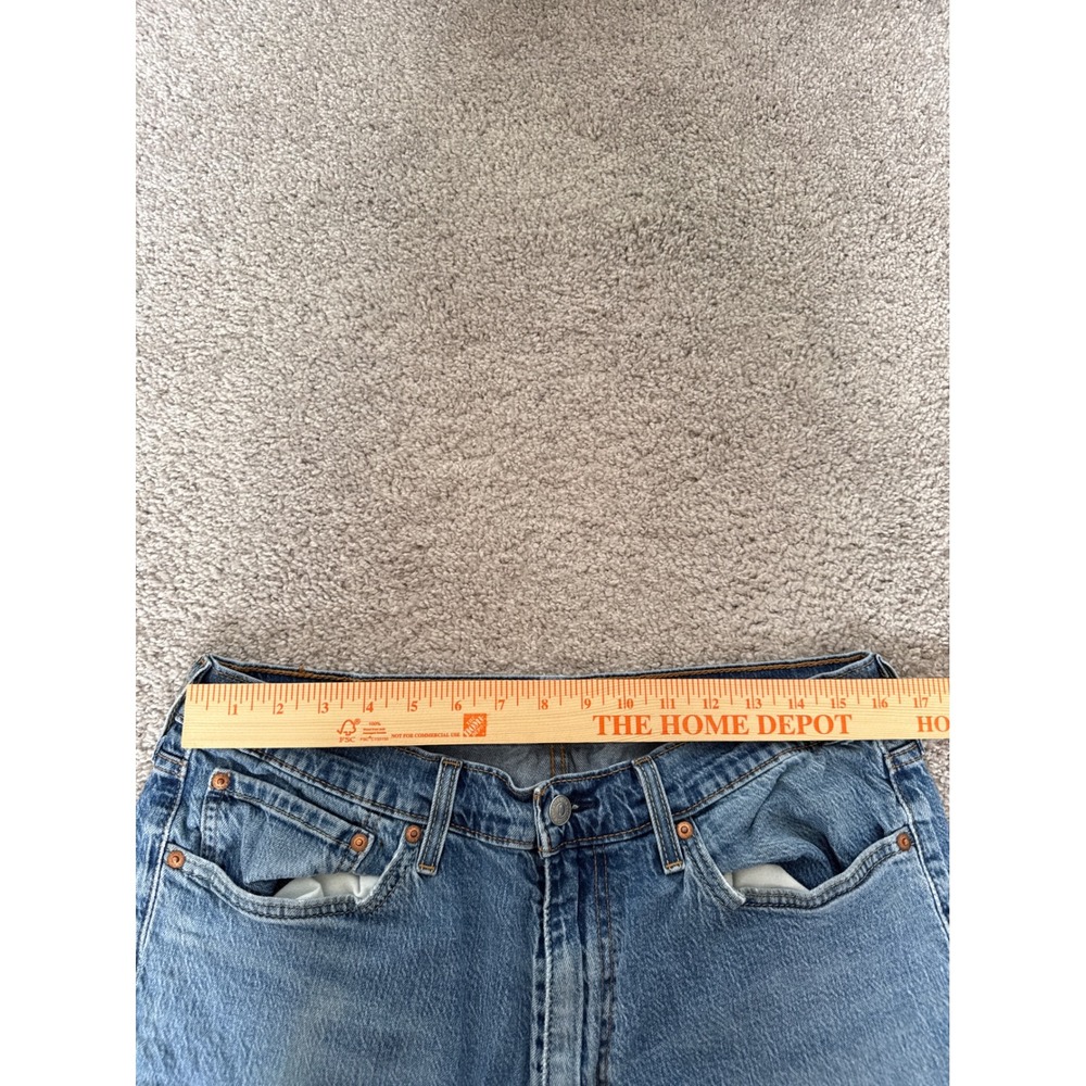 Levis 505 Regular Fit Jeans Mens 33x29 Medium Wash Blue Straight Leg Denim - Picture 4 of 6